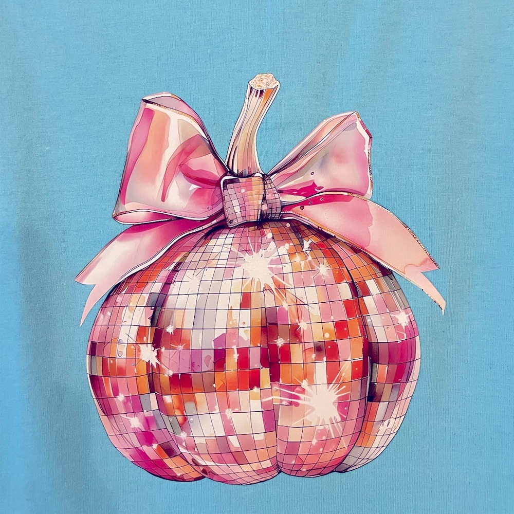 Women’s blue tee with pink pumpkin size S